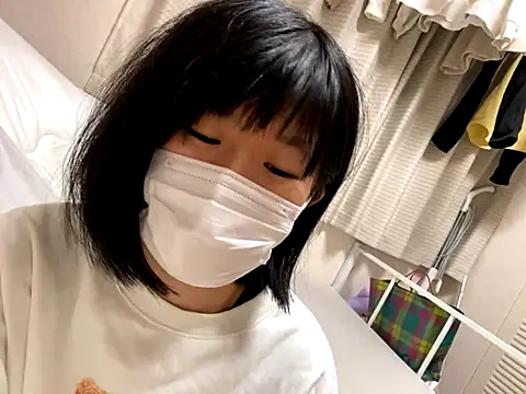 Snapshot of riri_riri_jp chatting on 10/20/25, 09:43 riri riri jp online show from 10/20/25, 09:43