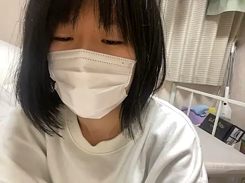 Snapshot of riri_riri_jp chatting on 11/06/25, 10:16 riri riri jp online show from 11/06/25, 10:16