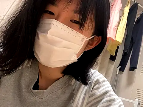 Snapshot of riri_riri_jp chatting on 11/29/25, 02:53 riri riri jp online show from 11/29/25, 02:53