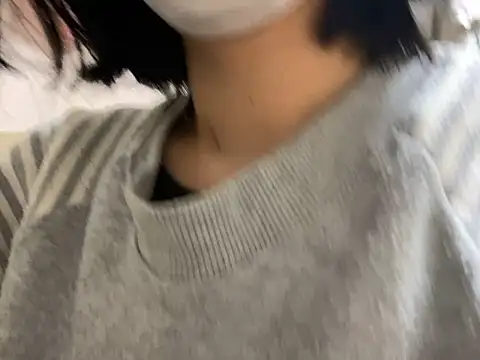 Snapshot of riri_riri_jp chatting on 12/21/25, 03:08 riri riri jp online show from 12/21/25, 03:08