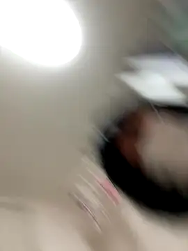 Snapshot of riri_riri_jp chatting on 01/14/26, 10:10 riri riri jp online show from 01/14/26, 10:10