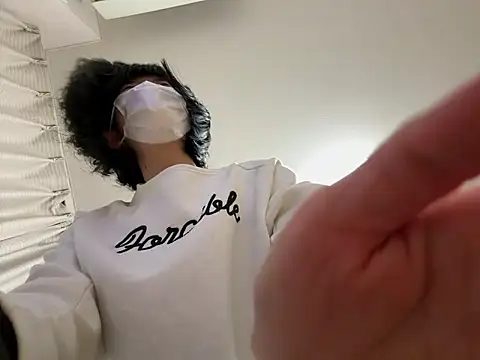 Snapshot of riri_riri_jp chatting on 02/12/26, 10:54 riri riri jp online show from 02/12/26, 10:54