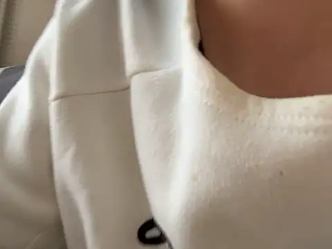 Snapshot of riri_riri_jp chatting on 02/22/26, 05:51 riri riri jp online show from 02/22/26, 05:51