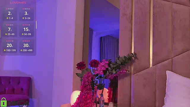 MaeveDream online show from 10/07/25, 06:27