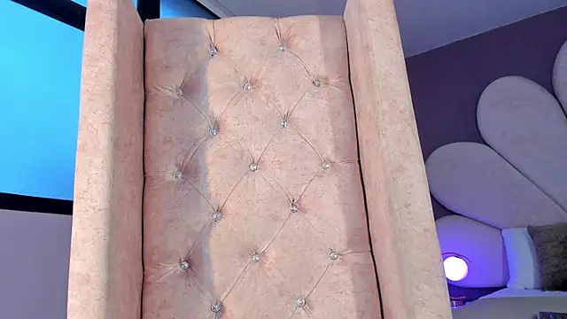 ValeriaOrtega online show from 10/15/25, 11:43