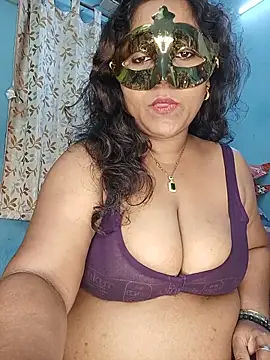 hevensex143 online show from 05/25/26, 08:04