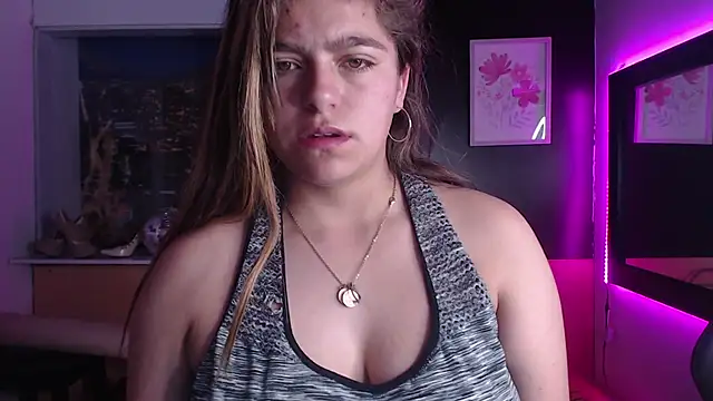 Kitten Cam online show from 10/04/25, 06:22