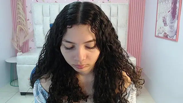 shalon diaz s online show from 09/28/25, 01:05