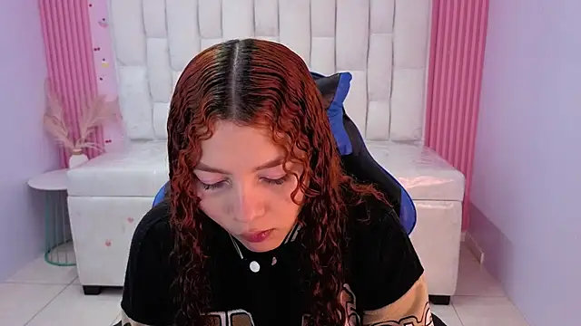 shalon diaz s online show from 04/30/26, 01:06