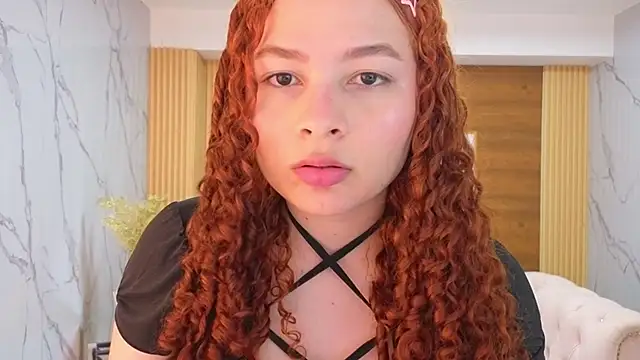 Snapshot of shalon_diaz_s chatting on 06/19/26, 03:22 shalon diaz s online show from 06/19/26, 03:22