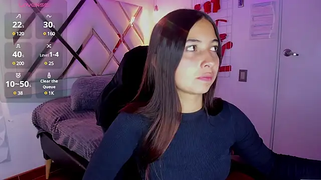 sofia  james online show from 03/13/25, 09:37