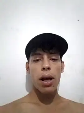 Maicol Garcia online show from 02/08/25, 01:22