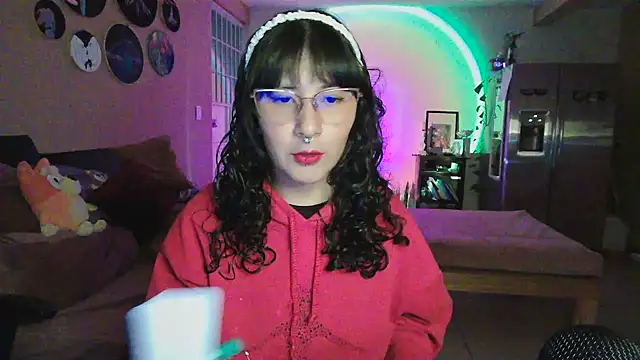 Snapshot of GinnyDelice chatting on 01/10/26, 02:57 GinnyDelice online show from 01/10/26, 02:57