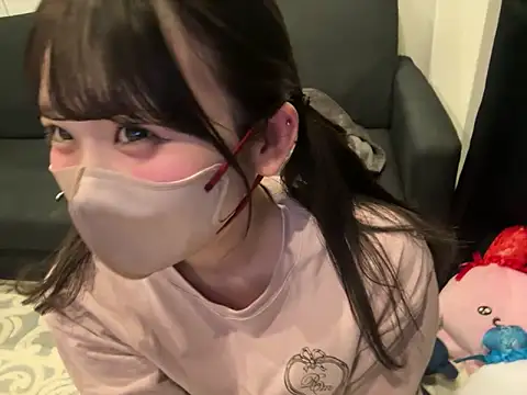 Snapshot of shina_mo_n_ch chatting on 03/22/25, 02:14 shina mo n ch online show from 03/22/25, 02:14