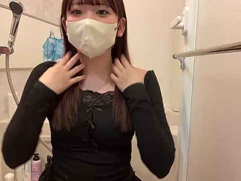 Snapshot of shina_mo_n_ch chatting on 05/19/26, 03:46 shina mo n ch online show from 05/19/26, 03:46
