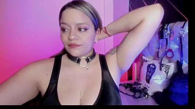 victoria  floyd online show from 09/10/25, 09:26