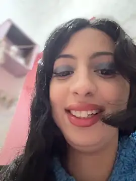 Snapshot of majdolin78 chatting on 02/25/26, 08:29 majdolin78 online show from 02/25/26, 08:29