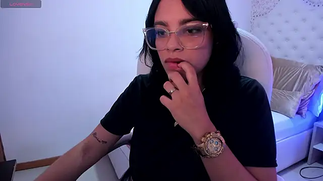 luciana stolem online show from 01/29/25, 03:58