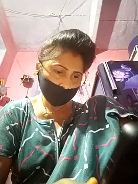 Bhavya Bhan online show from 10/18/25, 12:24