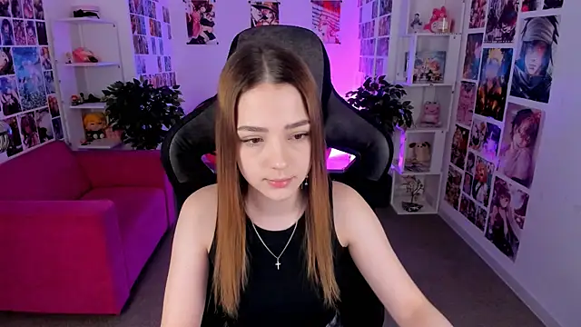 PamBeesly online show from 02/27/25, 09:43