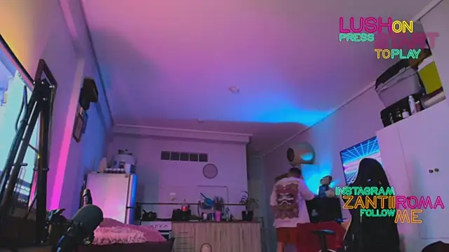 ZRD88 online show from 09/25/25, 02:04