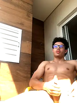 Snapshot of Raphael6996 chatting on 10/05/25, 12:58 Raphael6996 online show from 10/05/25, 12:58