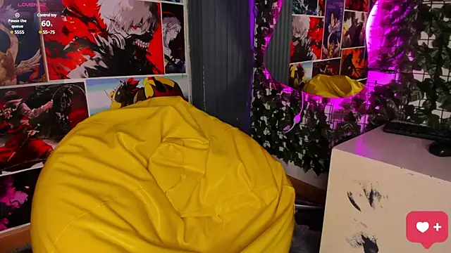 Snapshot of Zoe_Cheshire chatting on 01/30/25, 08:01 Zoe Cheshire online show from 01/30/25, 08:01