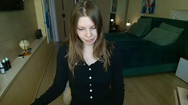 ReginaSparkle online show from 04/17/26, 07:22