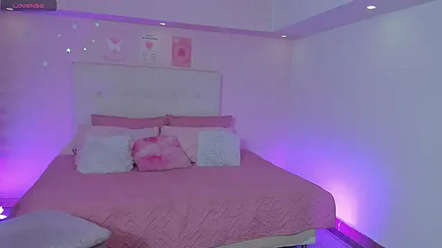 ScarlettDreamss7 online show from 11/02/25, 03:25