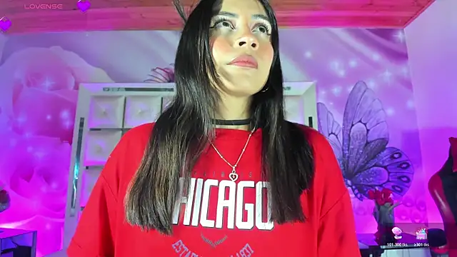 emili clark online show from 03/04/26, 04:40