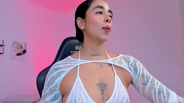 sophierooy22 online show from 02/24/26, 01:14