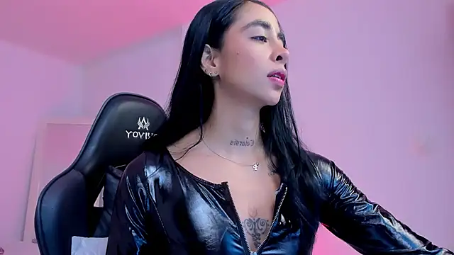 sophierooy22 online show from 05/24/26, 03:50