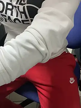 Greeneyes0820 online show from 02/07/25, 09:26