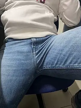 Greeneyes0820 online show from 02/27/25, 12:02