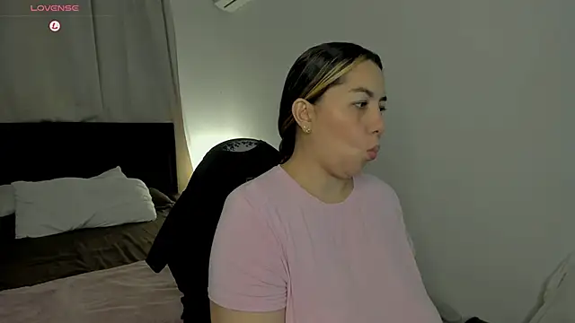 brithany olson25 online show from 03/15/26, 03:34