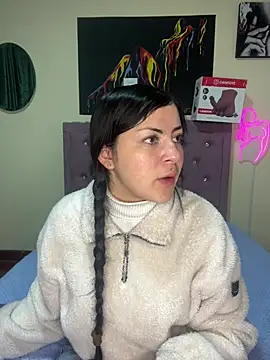Emmie Hot online show from 07/01/26, 11:45