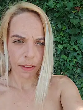 SweetyNinaOff1 online show from 05/29/26, 09:18