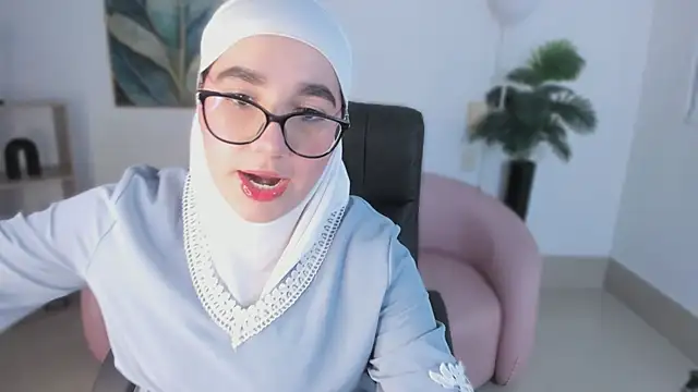 Ayha khalaf online show from 09/23/25, 01:41