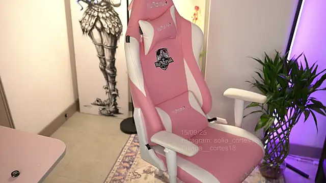 tatiana  cortes18 online show from 09/15/25, 05:02