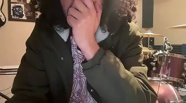 Snapshot of elviolagays91 chatting on 01/23/25, 06:49 elviolagays91 online show from 01/23/25, 06:49