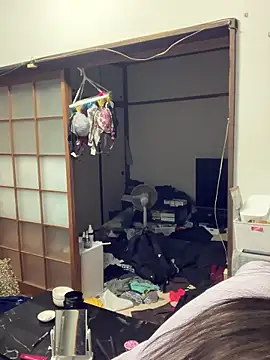 ran xx x online show from 12/16/25, 04:12