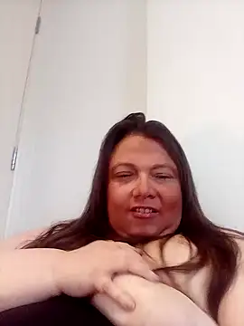 HotHornyEmmaX online show from 02/03/25, 11:42