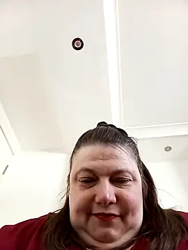 Snapshot of HotHornyEmmaX chatting on 04/23/26, 11:42 HotHornyEmmaX online show from 04/23/26, 11:42