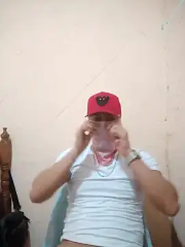 LuisMex1998 online show from 11/04/25, 07:18