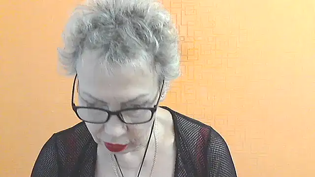 NessyJenixs online show from 11/29/25, 07:55