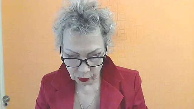 NessyJenixs online show from 01/06/26, 08:18