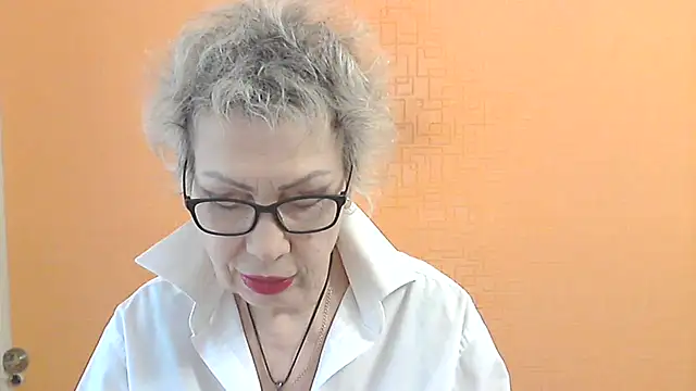 NessyJenixs online show from 03/18/26, 07:55