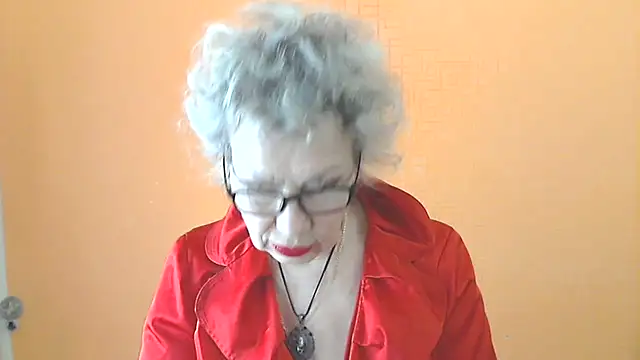 Snapshot of NessyJenixs chatting on 04/23/26, 06:25 NessyJenixs online show from 04/23/26, 06:25