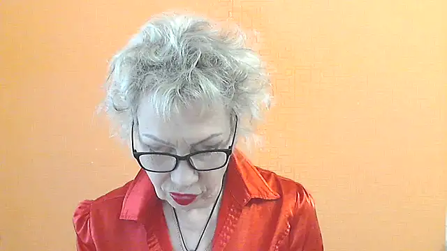 Snapshot of NessyJenixs chatting on 05/17/26, 07:50 NessyJenixs online show from 05/17/26, 07:50