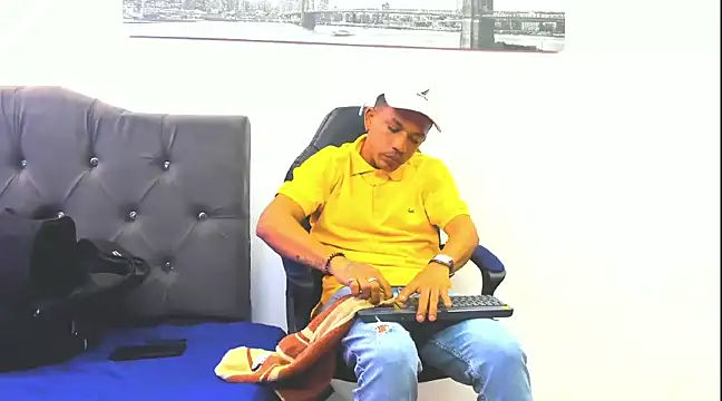 carlos alber12 online show from 03/15/25, 06:21